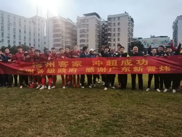 波贝加现年24岁，本赛季为米兰各赛事共出场13次，总出场时间445分钟。